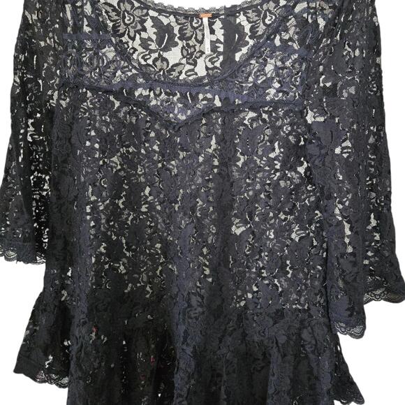 Free People Black Lace Bell Sleeve‎ Peplum Blouse Top M - Picture 2 of 7